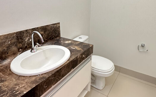 Sobrado em Condomínio