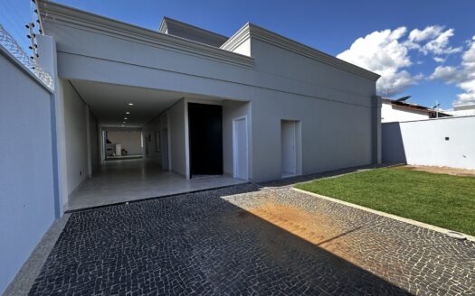 Casa Alto Padrão de 4 Suítes