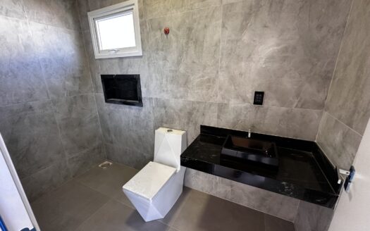 Casa Alto Padrão de 4 Suítes