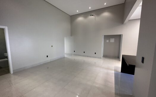 Casa Alto Padrão de 4 Suítes