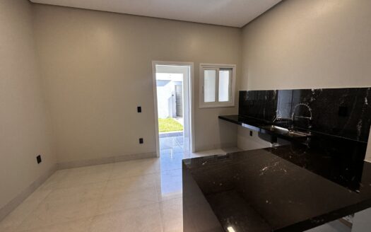 Casa Alto Padrão de 4 Suítes