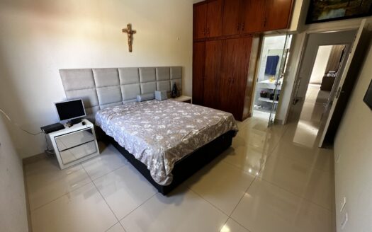 Sobrado de 4 Quartos