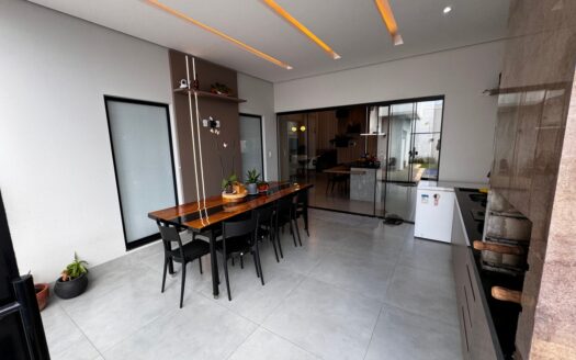 Casa com 3 Suítes 505 Sul