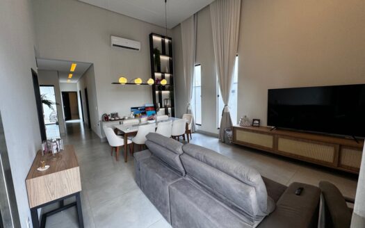 Casa com 3 Suítes 505 Sul