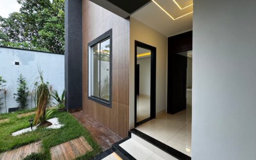 Casa de 5 Suítes na 106 Norte