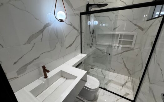 Casa de 5 Suítes na 106 Norte