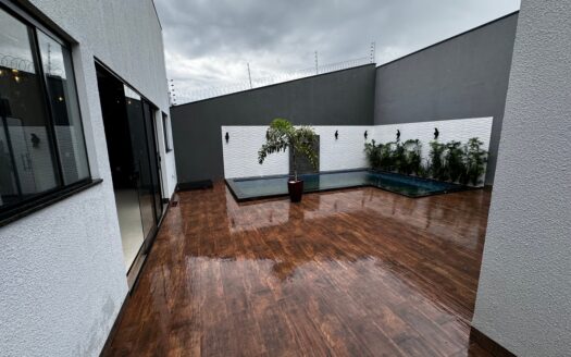 Casa de 5 Suítes na 106 Norte