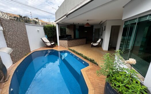 Sobrado em Condomínio 4 Suítes