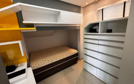 Sobrado em Condomínio 4 Suítes