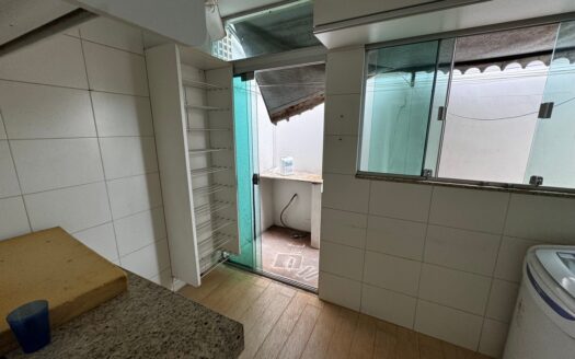 Sobrado em Condomínio 4 Suítes