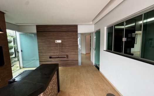 Sobrado em Condomínio 4 Suítes