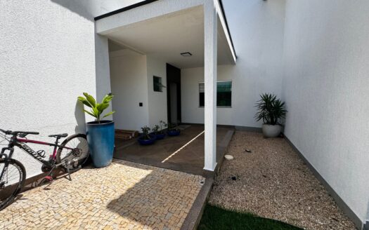 Casa de 4 Suítes e Escritório