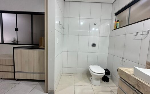 Casa de 3 Quartos Mobiliada