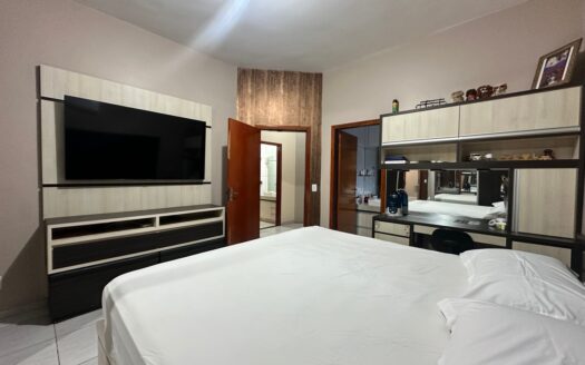 Casa de 3 Quartos Mobiliada