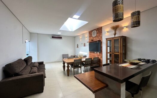 Casa de 3 Quartos Mobiliada