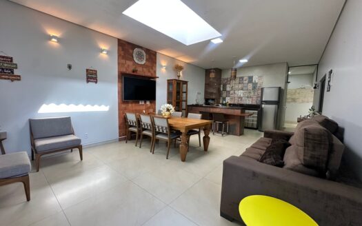 Casa de 3 Quartos Mobiliada