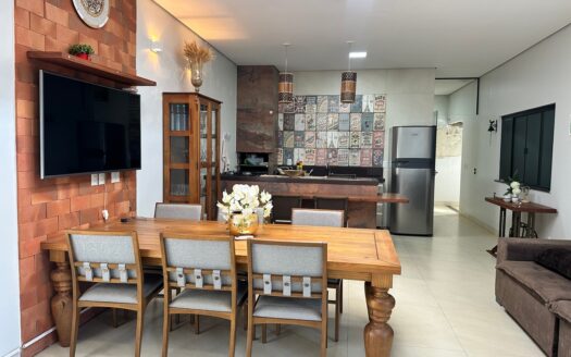 Casa de 3 Quartos Mobiliada