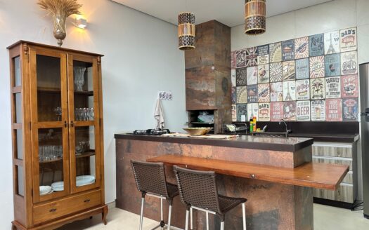 Casa de 3 Quartos Mobiliada