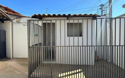 Casa de 3 Quartos Mobiliada