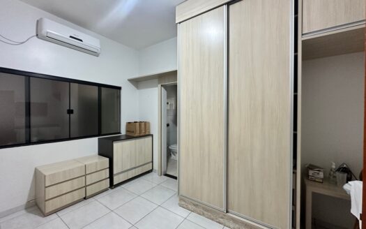 Casa de 3 Quartos Mobiliada