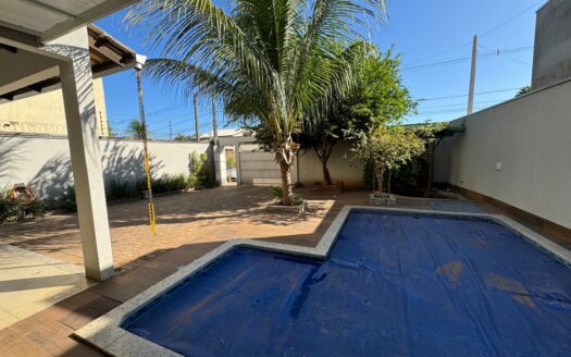 Sobrado de 5 Suítes Plenas