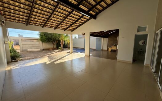 Sobrado de 5 Suítes Plenas