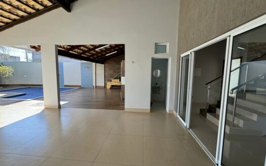 Sobrado de 5 Suítes Plenas