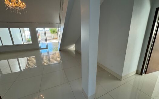 Sobrado de 5 Suítes Plenas