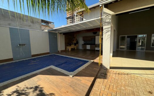 Sobrado de 5 Suítes Plenas