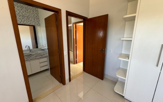 Sobrado de 5 Suítes Plenas