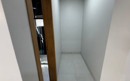 Casa com Piscina e Churrasqueira