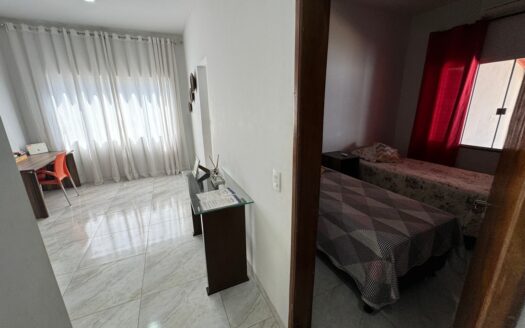 Casa com Escritório