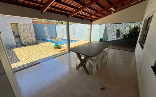 Casa com Escritório