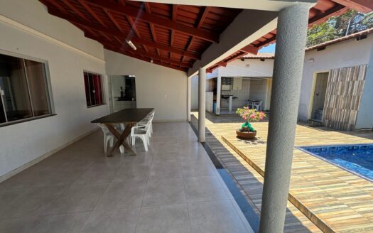 Casa com Escritório