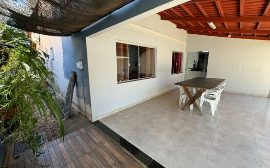 Casa com Escritório