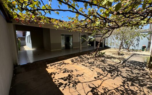 Casa com Escritório