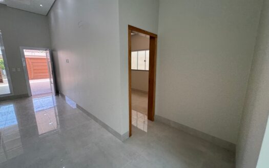 Casa com 3 Suítes e Piscina