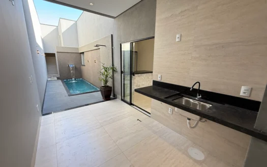 Casa de 3 Quartos na 505 Sul