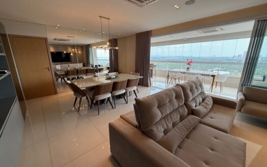 Apartamento de 4 Suítes