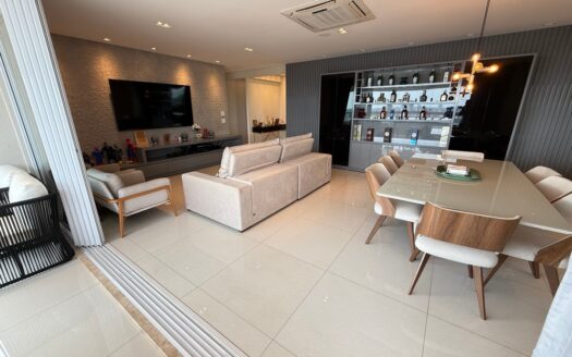 Apartamento de 4 Suítes