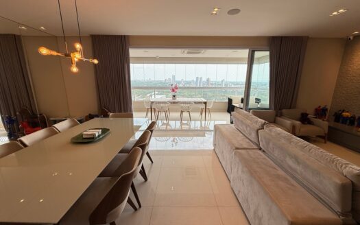 Apartamento de 4 Suítes