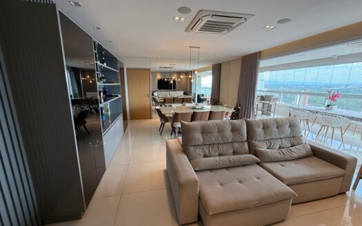 Apartamento de 4 Suítes