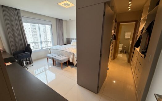 Apartamento de 4 Suítes