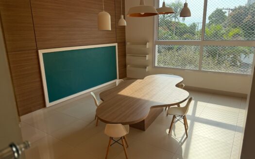 Apartamento de 4 Suítes