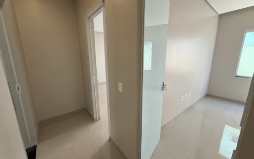 Casa de 3 Quartos no Centro