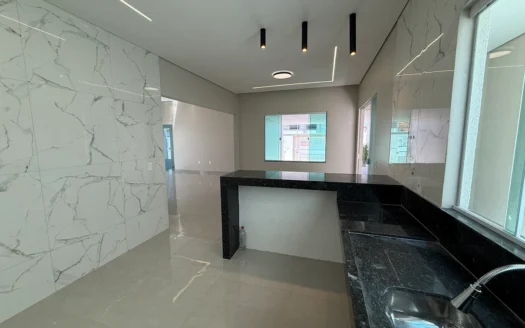 Casa de 3 Quartos no Centro