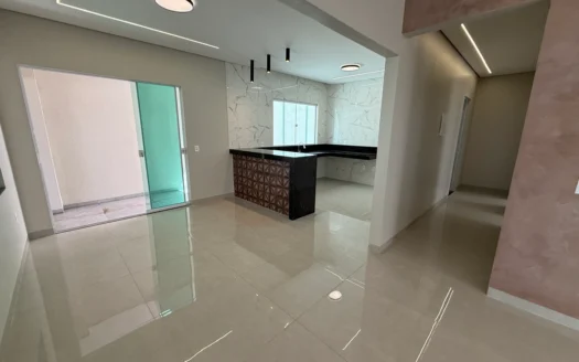 Casa de 3 Quartos no Centro