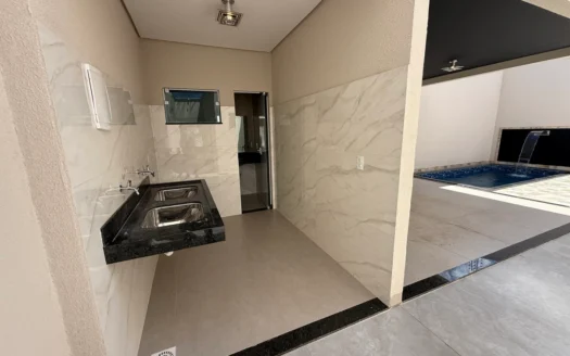 Casa de 3 Quartos no Centro