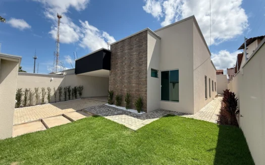 Casa de 3 Quartos no Centro