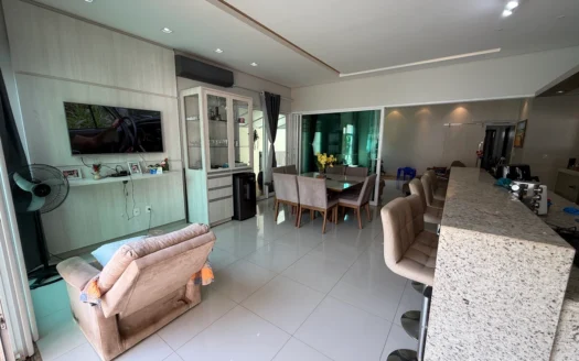 Casa de 3 Suítes + Escritório